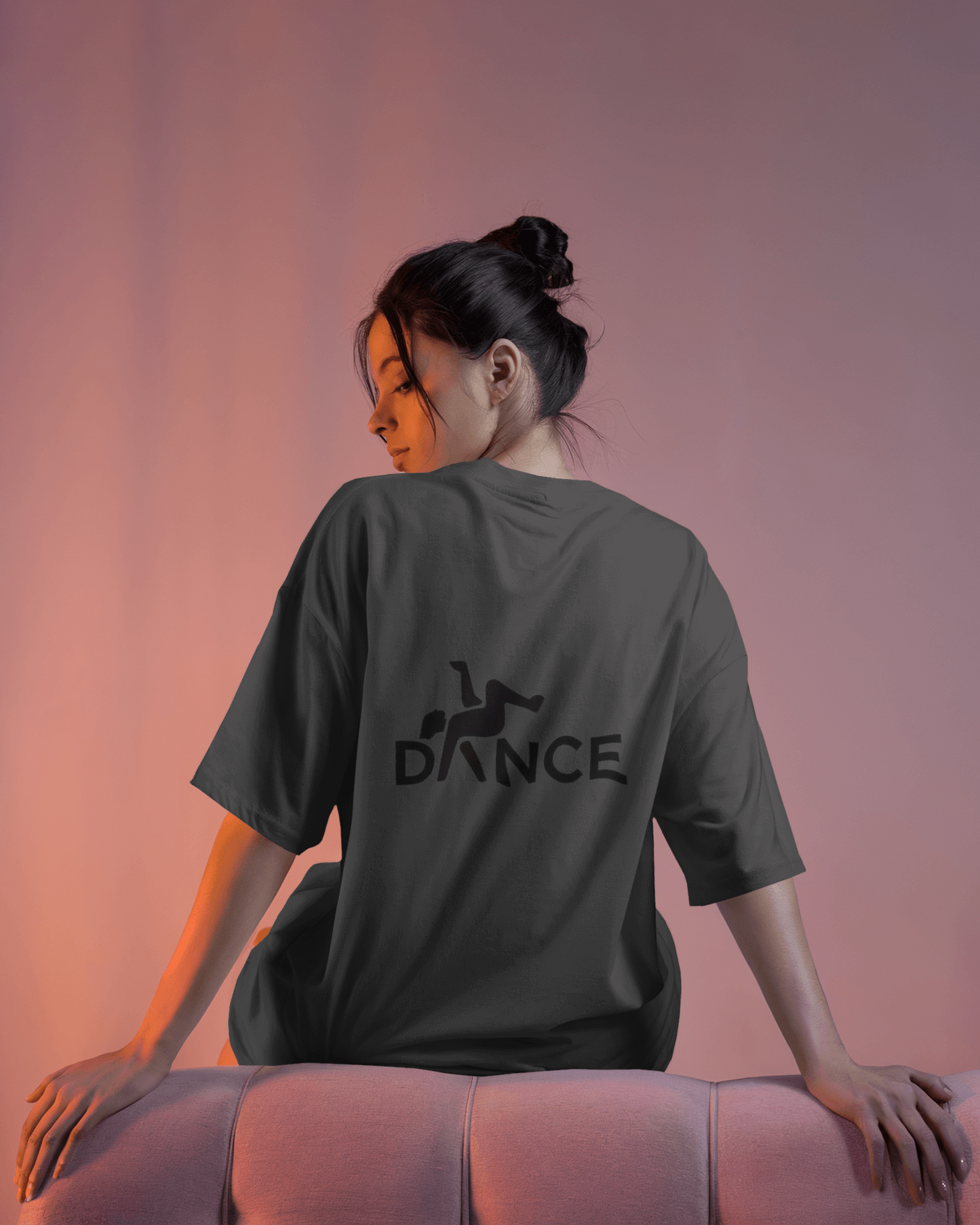 Dance Graphic Oversized T-Shirt – Minimal Streetwear for Movers
